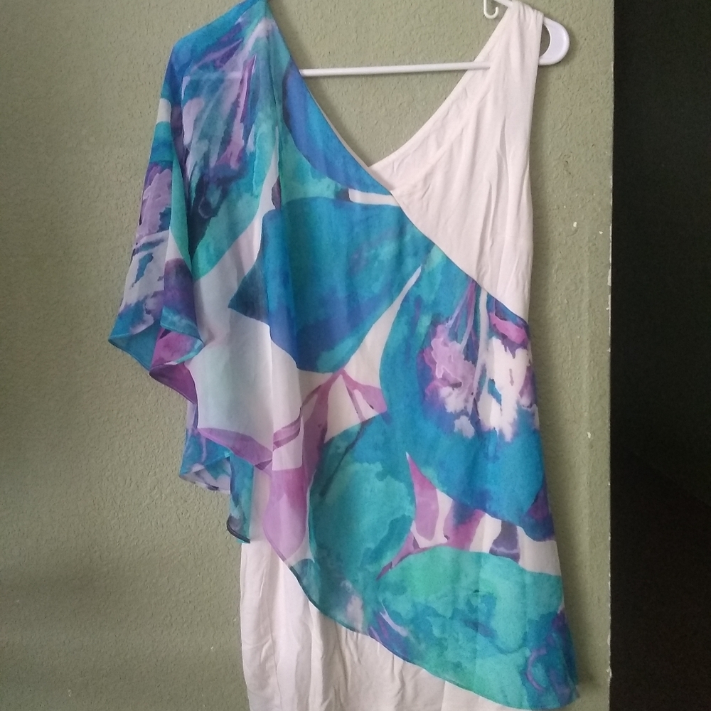 Bebe dress size medium (short)